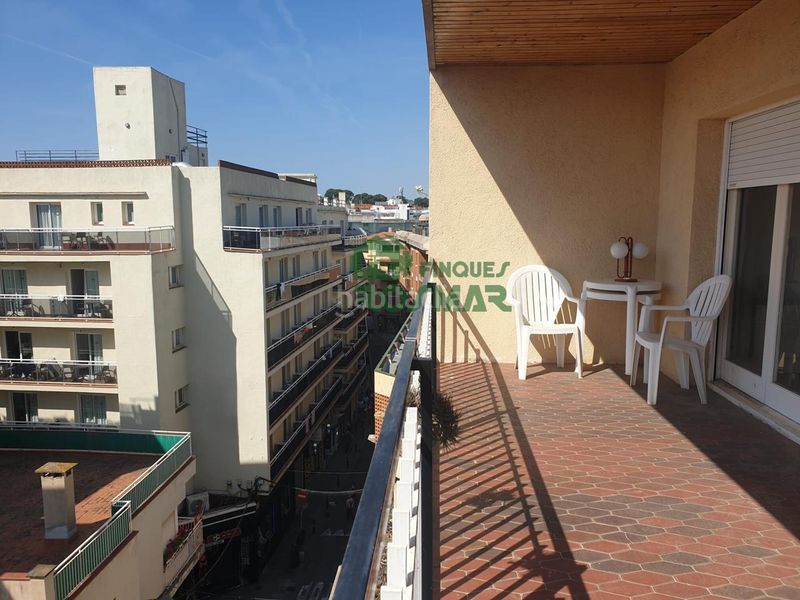 Foto ee4cf1c5-42ad-49de-b0ce-8e78cd2d3f13. Pis a Centre Lloret de Mar