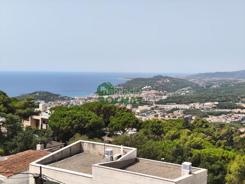 Foto 8efe4fd0-6951-4eb5-acc0-dd219856c946. Casa amb aparcament a Roca Grossa Lloret de Mar