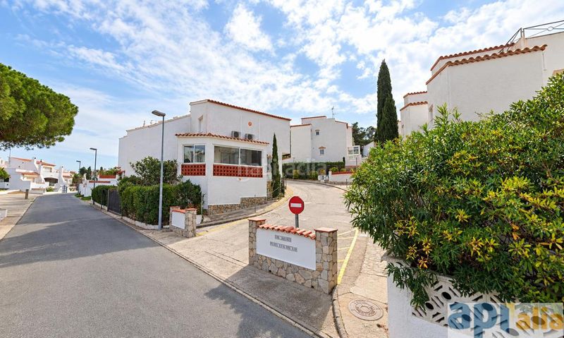 Foto 9b147c64-d883-4aa7-b5ea-d698b485918a. Casa amb calefacció aparcament piscina a Puig Rom-Canyelles-Almadrava Roses