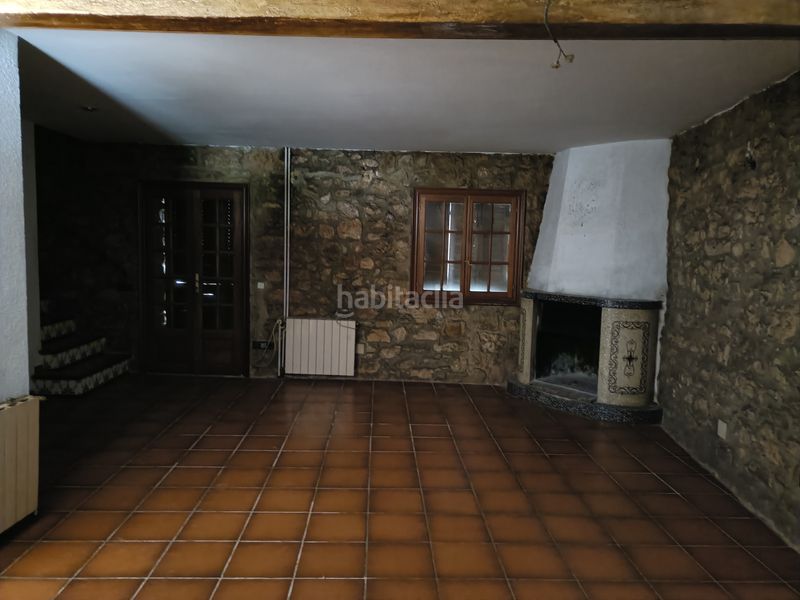 Foto 4de56c49-c03b-4dd9-a668-feb8cca0d791. Casa amb xemeneia calefacció a Camarasa