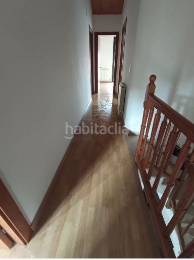 Foto 20e5ec8b-c2fc-4bf0-ab51-86778ff25c26. Casa adossada amb calefacció a Cubells