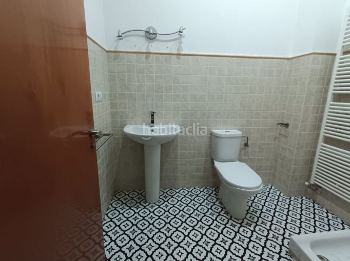 Foto 47f4c072-b73e-4d8b-b0f1-07a61340b219. Casa adossada amb calefacció a Cubells