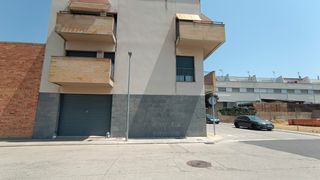 Parking coche en Palau d�Anglesola (El). Parking- local privat