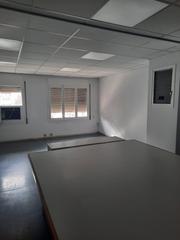 Miete Geschäftsraum in Font Verda. Local comercial en el centro de granollers