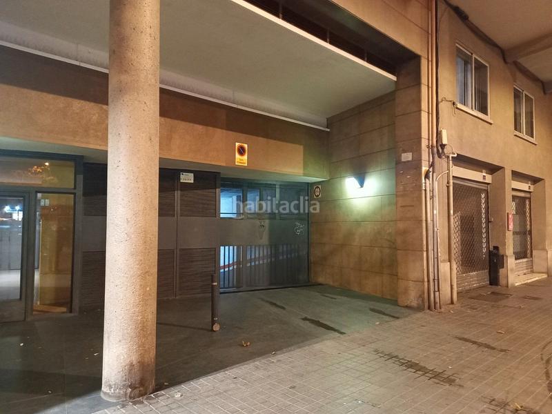 Foto cc7715f3-cfad-461a-b2f4-e68815f85976. Aparcament cotxe a avinguda meridiana 242 a Navas Barcelona