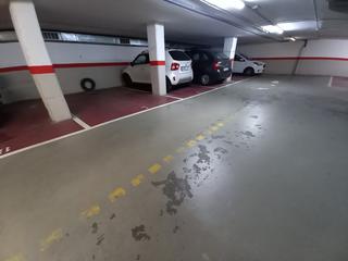 Parking coche  Carrer de crehuet