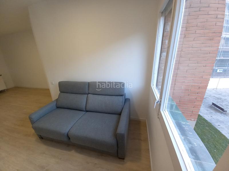 Foto d4a64f60-3f90-4c55-9408-3f6fcc19570d. Rent business premise in avinguda meridiana 596 in Barcelona