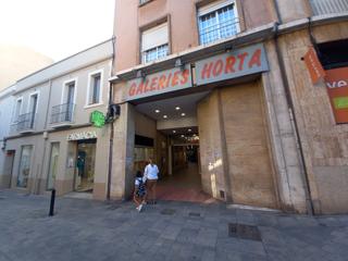 Lloguer Local Comercial a Plaça d'eivissa 6. Local galeries horta