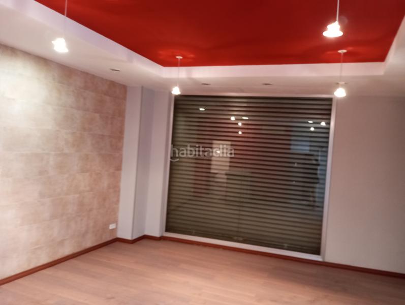 Foto 2059ad2f-974c-459d-85b2-2f7b71c713a1. Lloguer local comercial a Torrent d'en Pere Parres Terrassa