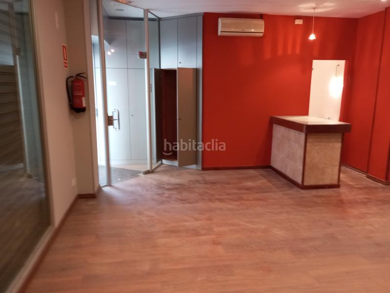 Foto 5235cb1d-a331-4697-8e4d-bf43e62f175c. Lloguer local comercial a Torrent d'en Pere Parres Terrassa