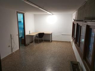 Bureau  Carrer de solsona. Vendo piso para oficinas calle solsona, la grípia, terrassa