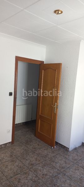 Foto 412f9abd-b849-43dd-8a8f-90bf2928c3b3. Flat with heating in Can Roca Terrassa