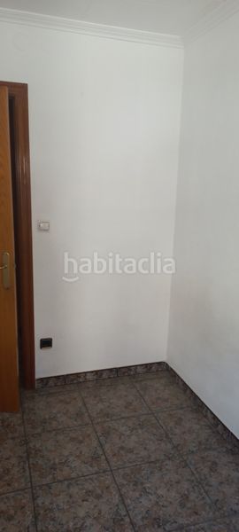Foto 57d9bc48-be60-4b5d-9acf-4da7f5e5a0ad. Flat with heating in Can Roca Terrassa