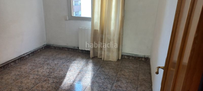 Foto 6e5fe7c1-4ce5-4eab-a05c-a486298dab77. Flat with heating in Can Roca Terrassa