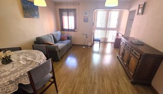 Flat in Carrer de Josep Solé i Barberà