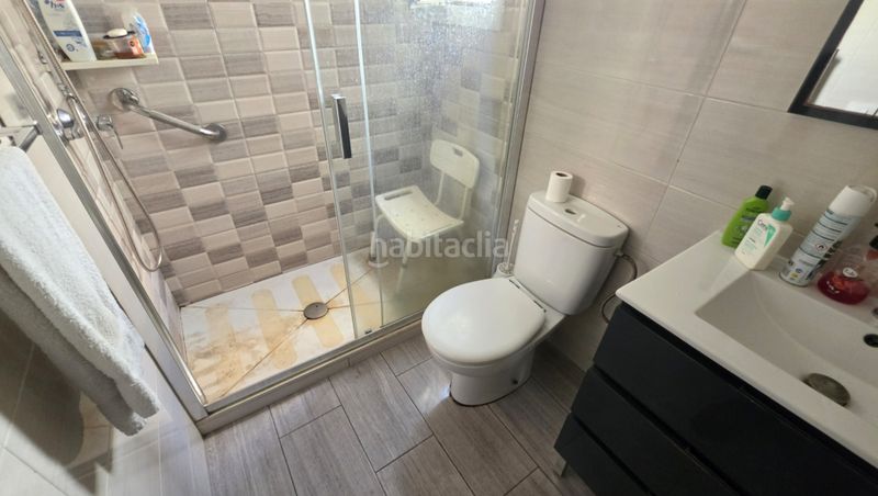 Foto e7c1b3a5-6f2c-4ba5-8c8d-73cf500e4a0d. Àtic amb calefacció a Roquetes Barcelona