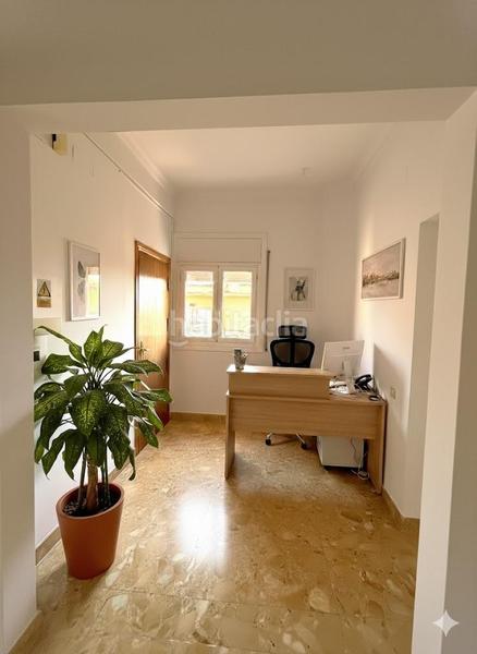 Foto 0c5035a2-4976-4c5b-9acc-1c334bfb205e. Miete büro in Putget - Farró Barcelona