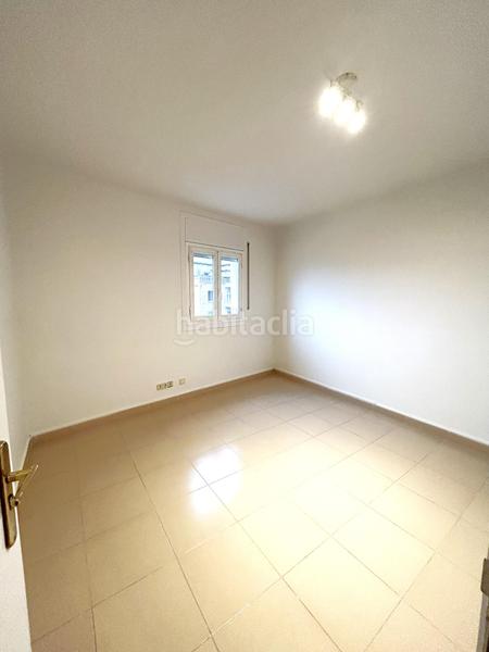 Foto acd43436-6f73-423e-ab67-f72357c76185. Miete büro in Putget - Farró Barcelona