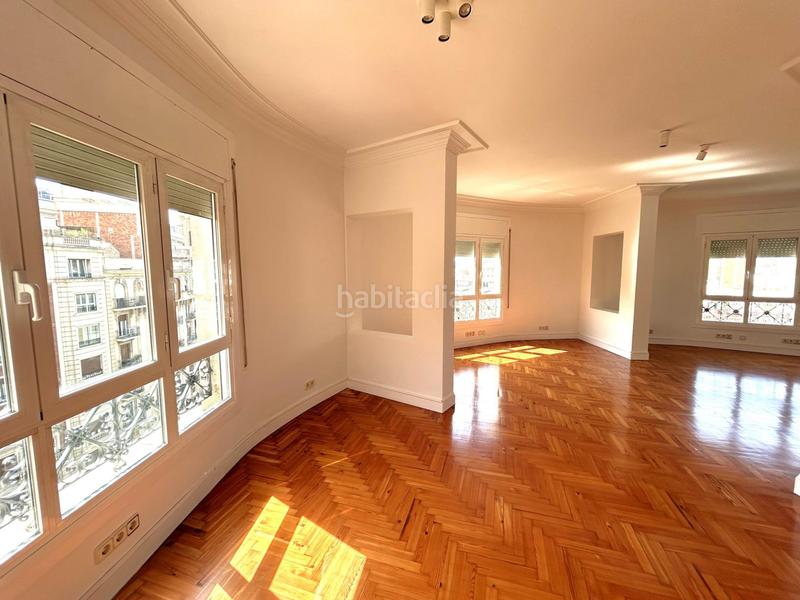 Foto dff5815a-5578-4394-a379-cfa2b77d28e2. Miete büro in Putget - Farró Barcelona