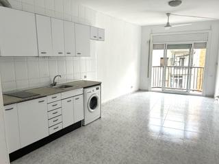 Rent Studio in El Clot