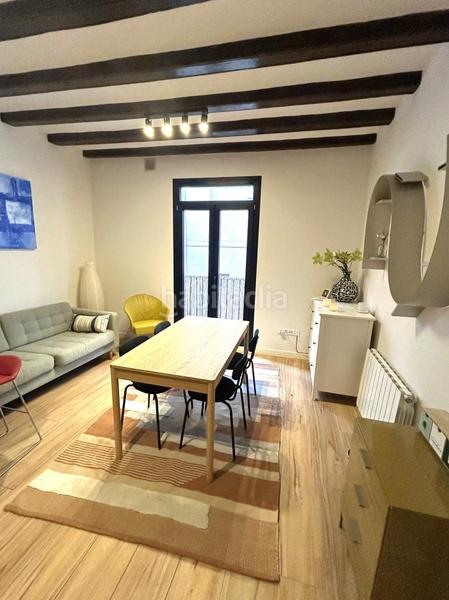 Foto 62ec3694-f595-4ed9-905f-d985885c6877. Alquiler piso en Raval Barcelona