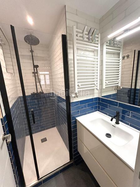 Foto dca91fee-4949-4c80-a3ac-a8dbd9c52cf1. Alquiler piso en Raval Barcelona