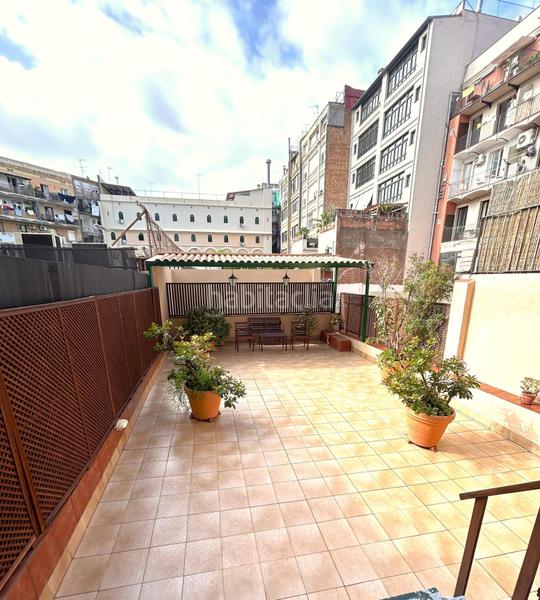 Foto 0fa8126b-6bef-49c3-96bd-e1c5d28f93a9. Affitto ufficio in L´Antiga Esquerra de l´Eixample Barcelona