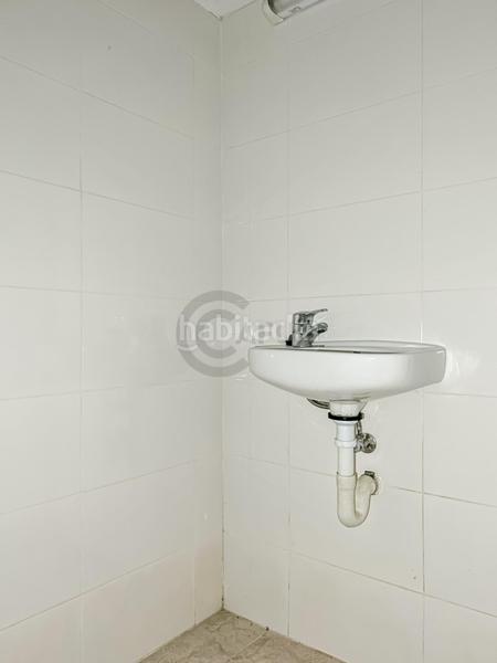 Foto 889c3484-d7db-4f88-8766-f9f7fdd2cd72. Alquiler local comercial en Sant Gervasi - Bonanova Barcelona