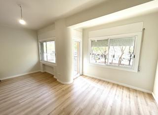 Miete Etagenwohnung  Avenida de josep tarradellas