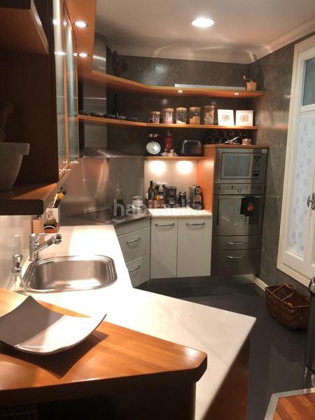 Foto 8cbe3ae8-b61b-475f-9024-74cae200371a. Pis a Gòtic Barcelona