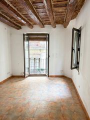 Miete Etagenwohnung  Carrer del regomir. Piso en c regomir