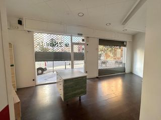 Alquiler Local Comercial  Avenida catalunya. Local comercial cantoner