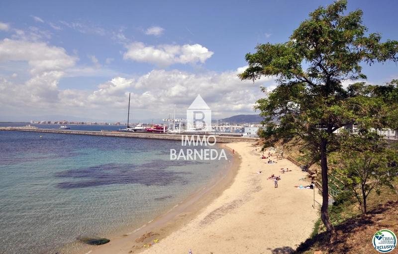 Foto 5c2177e2-d76a-471c-ab97-f86055b02634. Piso en 1 línea en Puig Rom-Canyelles-Almadrava Roses
