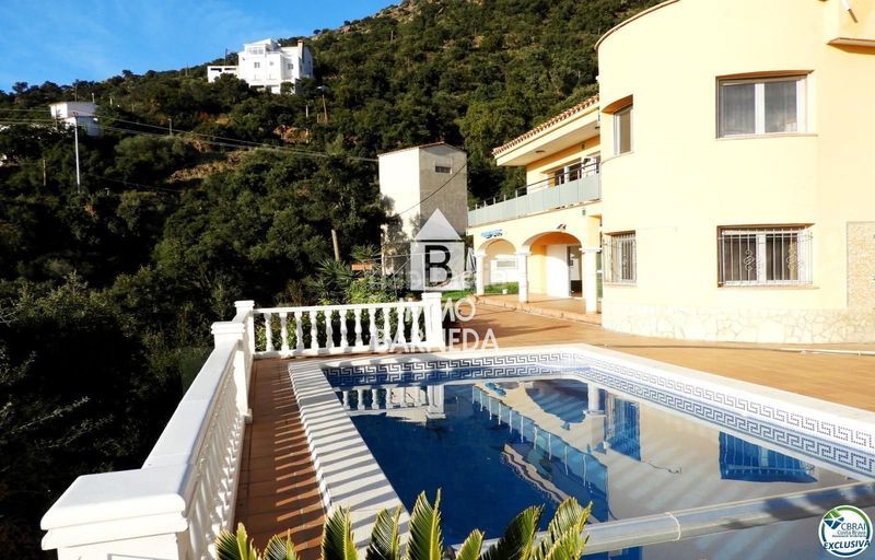 Foto a67fceb3-bea5-4d6e-99a1-1a0153f008cc. Casa amb calefacció aparcament piscina a Nord Roses