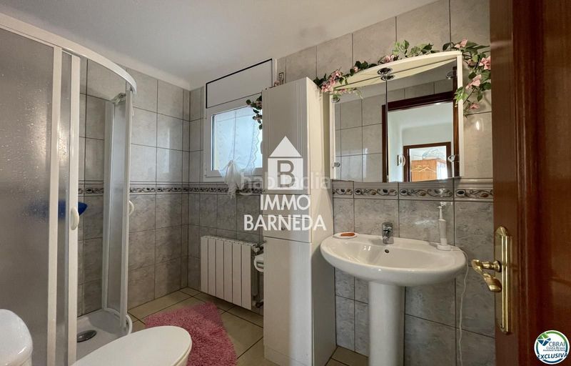 Foto d2aa817a-0bd5-413a-8736-0c7d6ad0c461. Casa amb calefacció aparcament piscina a Nord Roses