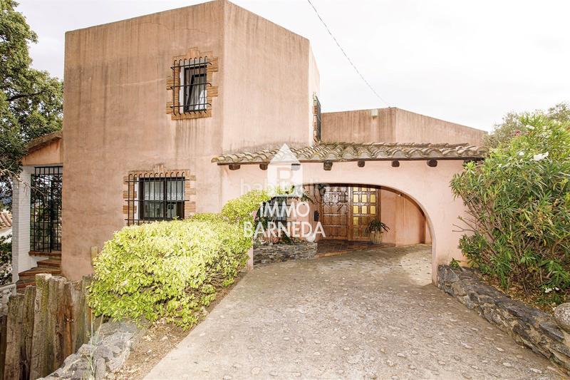 Foto a7d0438a-54ef-4369-bd17-c3708cbdd22e. Chalet en osca 8 villa con impresionantes vistas al mar en mas fumats en Roses