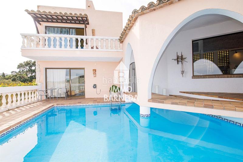 Foto f5d49349-2152-4028-b72d-098583e5db88. Chalet en osca 8 villa con impresionantes vistas al mar en mas fumats en Roses