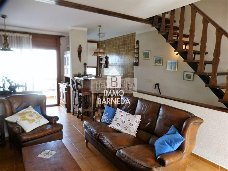 Foto 165496d9-8625-466a-9dc9-9526b9b88900. Chalet casa de pescador con garage y amarre para velero 11.5x5 en Empuriabrava