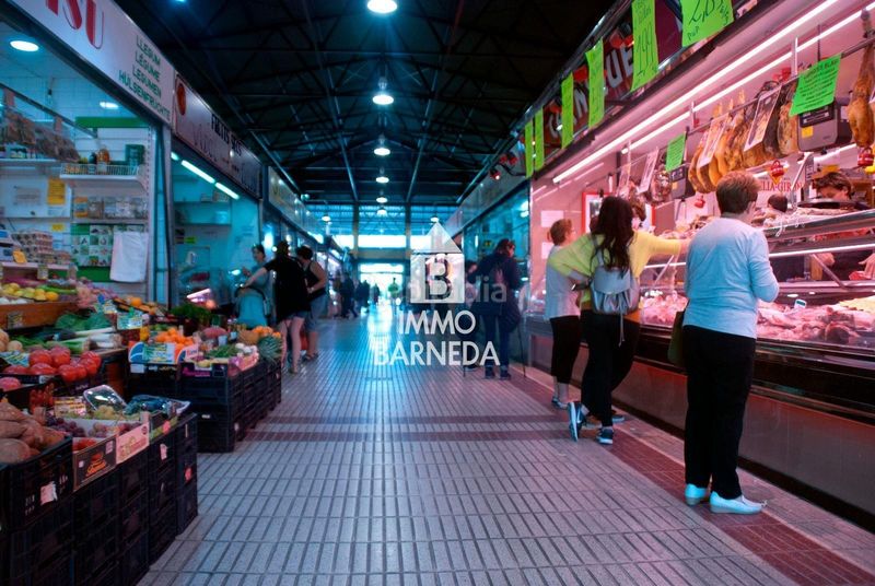Foto 02de3d33-5625-4df5-baf3-04fee2ff89bc. Local comercial a Centre Roses