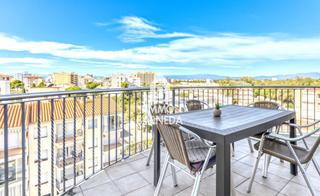 Pis a Calderon de la barca 32. Ático estilo dúplex con vistas preciosas a 150m de la playa