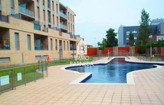 Pis a Puig rom 19. Apartamento bajo con parking y piscina comunitaria