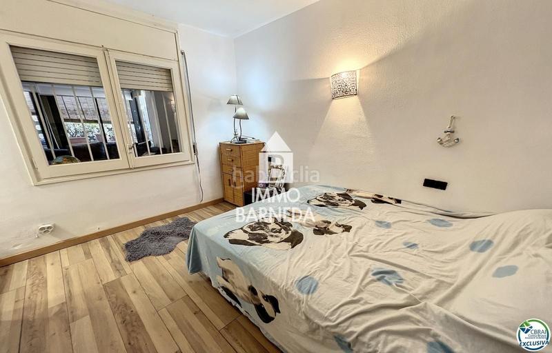 Foto 1ca0f3b8-103d-4c7c-89b6-3d3dcf32beeb. Piso en de rhode 181 apartamento de 6 dormitorios en el centro de la ciudad y en primera línea de mar en Roses
