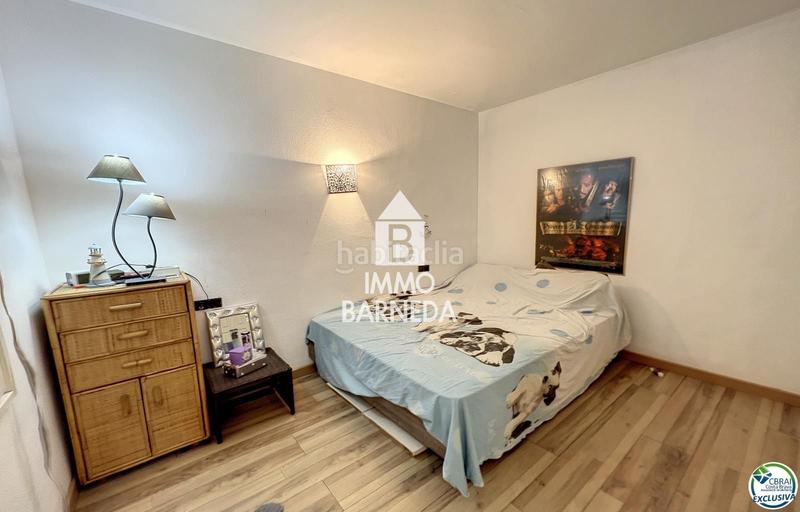 Foto 3ad87423-b0c8-4b6f-9a58-61e4c8ffdef4. Piso en de rhode 181 apartamento de 6 dormitorios en el centro de la ciudad y en primera línea de mar en Roses