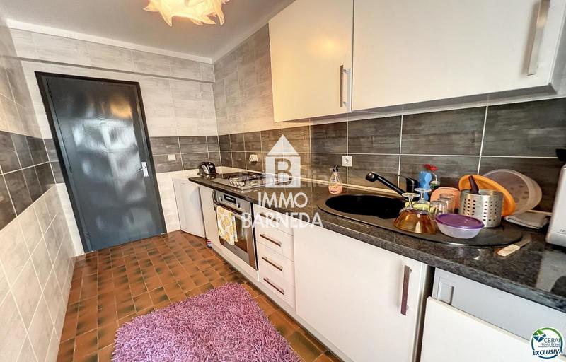 Foto 42c6960e-31cf-4dba-b285-91f639b0ccc2. Piso en de rhode 181 apartamento de 6 dormitorios en el centro de la ciudad y en primera línea de mar en Roses