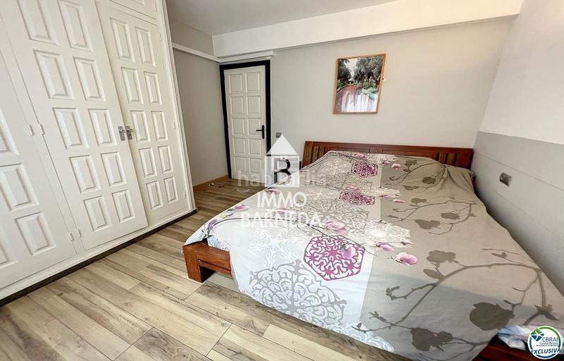 Foto bdaeb697-c4f5-4b4c-91c3-09e055a15d04. Piso en de rhode 181 apartamento de 6 dormitorios en el centro de la ciudad y en primera línea de mar en Roses
