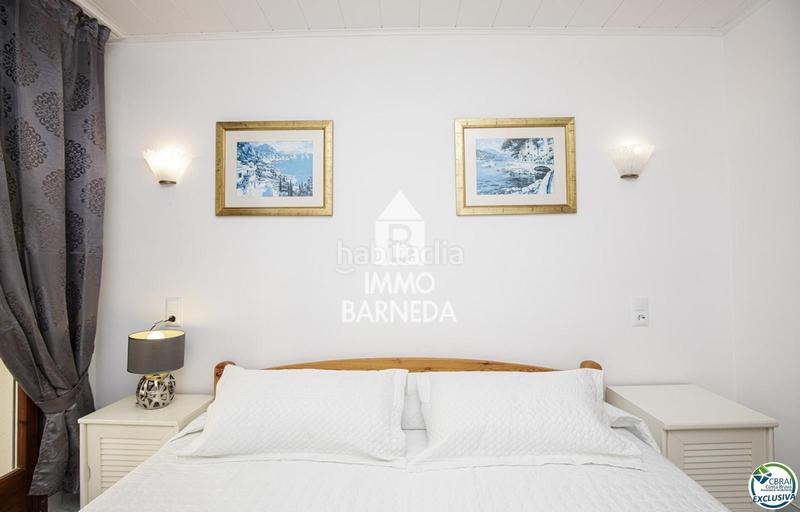Foto 546094b7-b96a-4023-b795-121ec0b50b2f. Piso en caballito de mar 64 precioso apartamento vacacional reformado en venta en el centro con magníficas vistas al canal en Empuriabrava