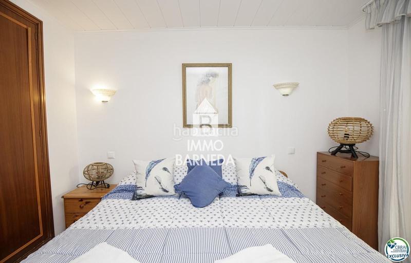 Foto c2f0db04-cfb5-43d1-920f-61d2ab2066fc. Piso en caballito de mar 64 precioso apartamento vacacional reformado en venta en el centro con magníficas vistas al canal en Empuriabrava