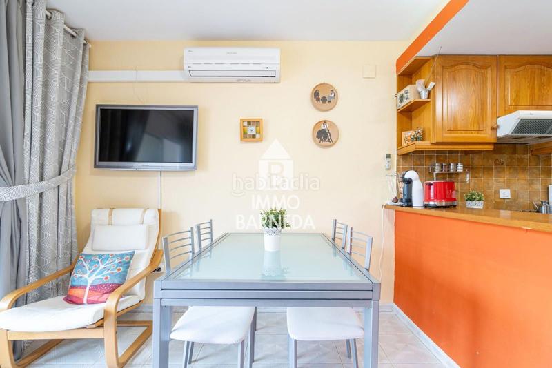 Foto 0a2ba5ec-ccbc-401d-9add-633d23645fab. Piso en port moxó 73 port moxó piso planta baja con dos dormitorios, vistas al canal y parking exterior privado en Empuriabrava