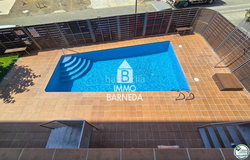Foto 8ecd2bf5-4a7d-4781-8e47-1128e6764111. Piso en joanot martorell 6 apartamento en Salatar con vista parcial al mar, gran terraza y aparcamiento privado. en Roses