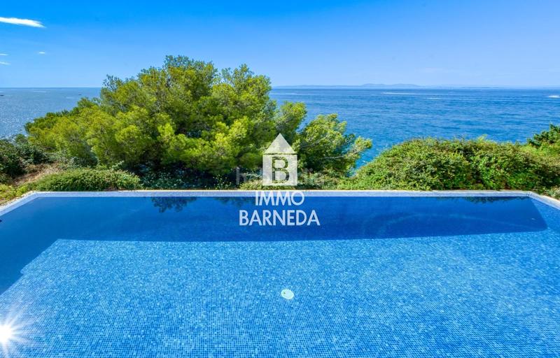 Foto 455e94cc-2a33-49d3-94b8-d556050db20f. Piso en canyelles 40 excepcional . apartamento de alto standing en primera linea de mar en canyelles en Roses